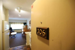 Inns of WV 306, 2bd, WV Waterville Valley